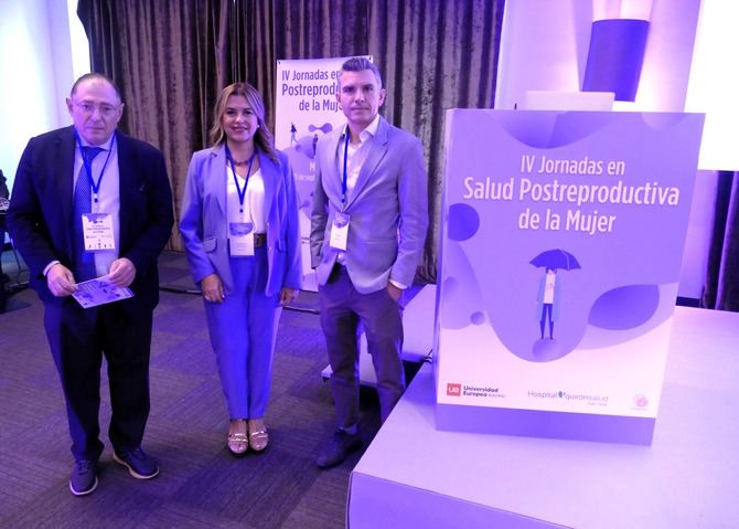 La cuarta edición de las Jornadas en Salud Postreproductiva de la Mujer se han celebrado, el pasado 29 de septiembre, en el Hotel Rafael Atocha (Madrid). De izquierda a derecha, el Dr. Palacios, la Dra. Pingarrón y el Dr. Garriga, durante la inauguración de las jornadas.