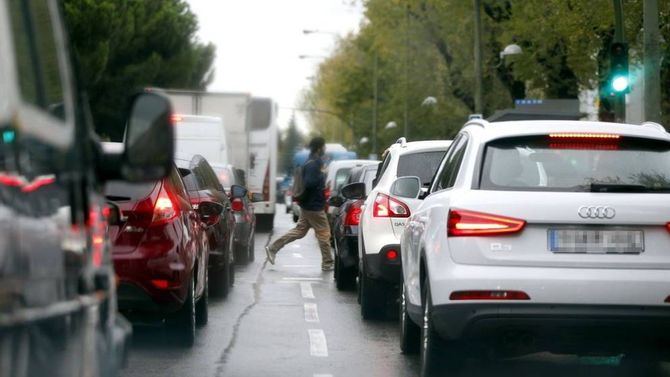 La Agencia Estatal de Meteorología (Aemet) en la Comunidad de Madrid anuncia para este jueves un descenso notable de las temperaturas y precipitaciones de nieve en la Sierra.