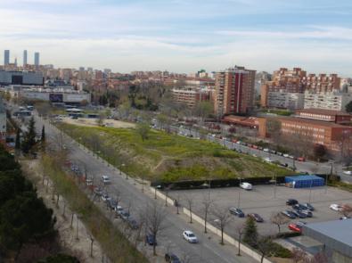 1.500 firmas contra el aparcamiento de Mar de Cristal