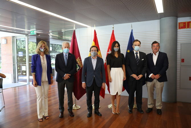 Martínez-Almeida y Villacís, asistieron este viernes pasado a la constitución de la nueva asociación sin ánimo de lucro 'Madrid Futuro', que cuenta con el patronazgo de casi 30 grandes empresas.