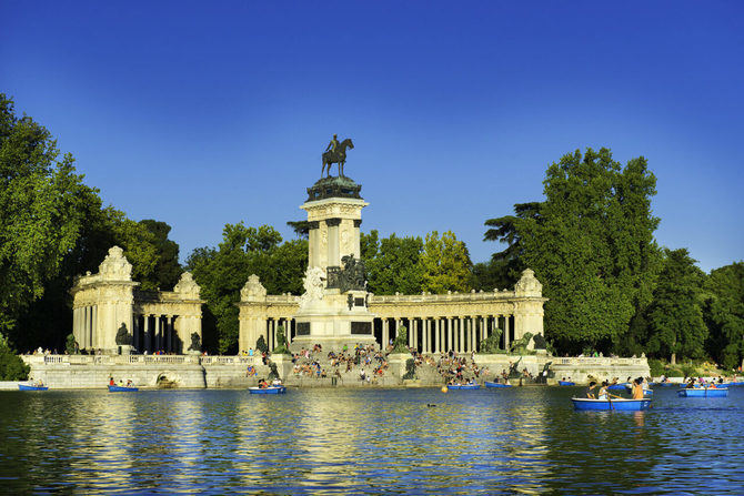 La declaración como Patrimonio Mundial reconoció el valor universal excepcional del paseo del Prado y el Buen Retiro, con su correspondiente entorno, como un paisaje cultural urbano modelado a la largo de la historia para aunar cultura y naturaleza.