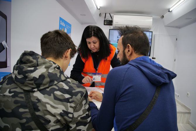 La iniciativa se extenderá al menos hasta el mes de septiembre, con periodicidad quincenal en cada barrio y el horario de atención a la ciudadanía será de 9.00 a 14.00 horas.