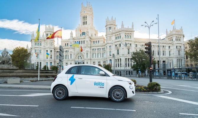 La nueva compañía contará con una flota compuesta por 400 coches de la marca Fiat 500e y 100 coches de la marca Opel Corsa-e.