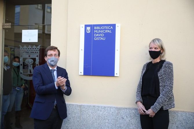 La biblioteca contará con un espacio dedicado al periodista para “conocer mejor quién era, qué valores encarnaba y cuál era su obra literaria”.