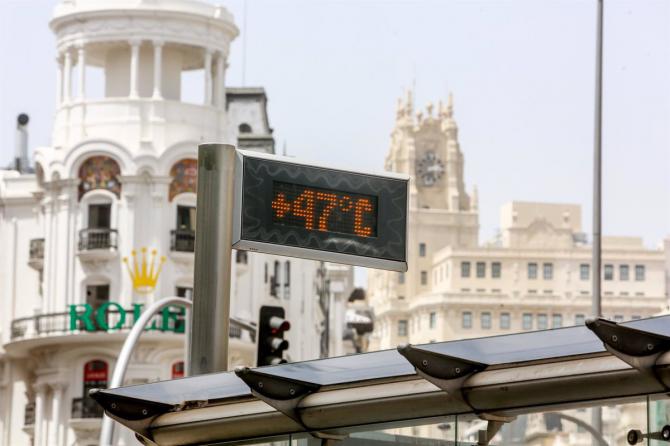 Madrid eleva a nivel rojo el protocolo por altas temperaturas y recomienda no salir en las horas de más calor