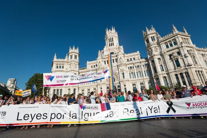 Se ha desarrollado un completo protocolo sanitario, de manera que la distribución de los manifestantes se hará en cuatro columnas para garantizar la distancia interpersonal de seguridad y será obligatorio llevar mascarilla durante todo el recorrido.