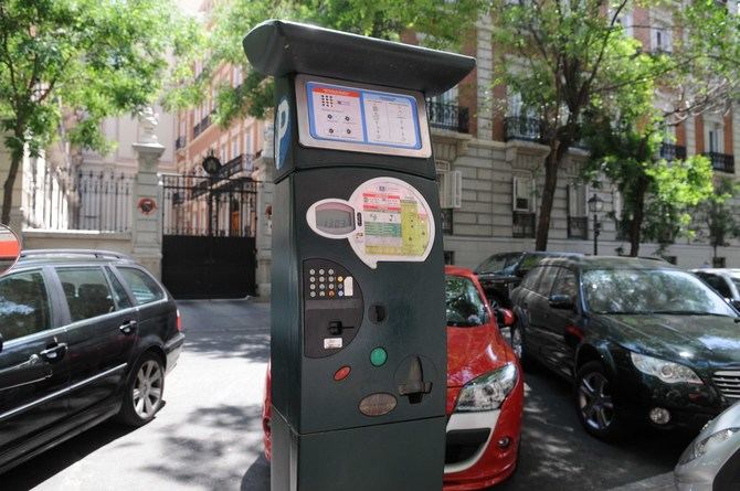 Debido a las consecuencias del temporal Filomena sobre las calles de la ciudad, el SER quedó suspendido el pasado 8 de enero. La medida perseguía evitar que los ciudadanos con vehículos atrapados en la nieve se desplazaran para retirarlos y dificultaran las labores de limpieza.