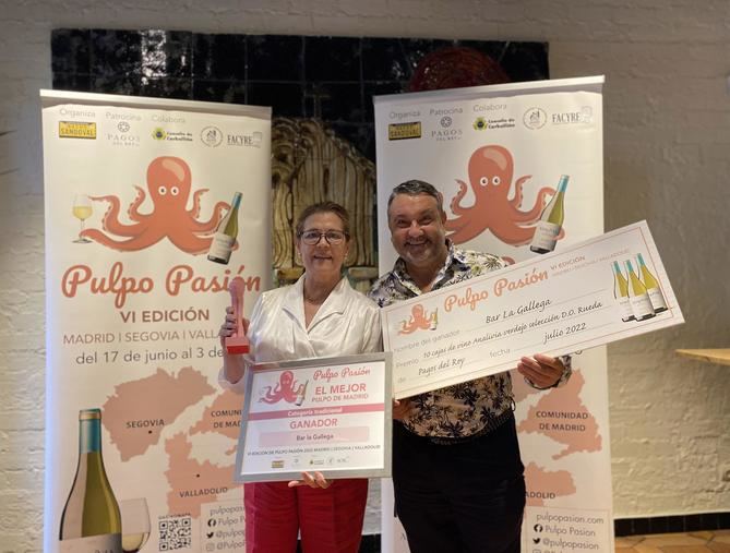 El histórico bar La Gallega de la calle de Santa Engracia y el restaurante Egun-On, situado en el paseo del Zurrón, en Barajas, se han alzado con los premios del Pulpo Pasión Madrid 2022.