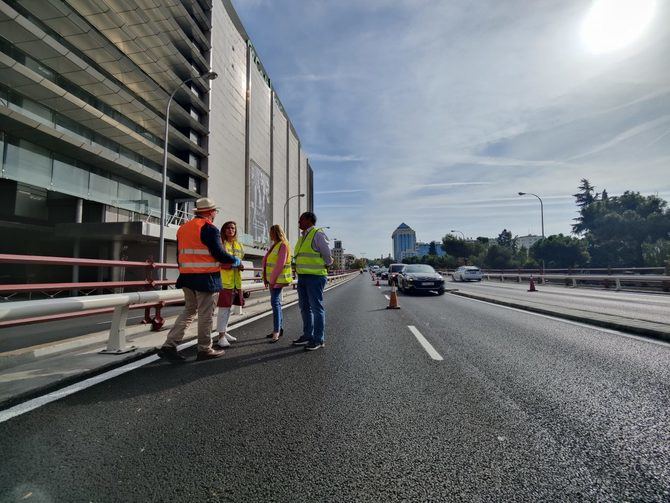 Los trabajos han tenido como objetivo garantizar la seguridad tras detectarse pequeños hundimientos en las zonas de calzada de aproximación al puente.