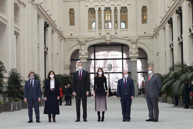 Presidido por Sus Majestades los Reyes, ayer tuvo lugar el acto de entrega de los premios de la APM. Se trata de los galardones correspondientes a 2019 y 2020, que se han otorgado de manera conjunta después de que el año pasado no pudiera celebrarse este evento por la evolución de la pandemia.