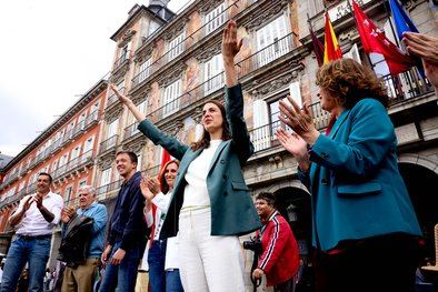 Lideraría la oposición el Más Madrid de Rita Maestre, si bien, bajaría en número de ediles. La encuesta de 40dB muestra la posibilidad de que obtenga entre 11 y 13 ediles, cuando ahora la formación cuenta con 16.