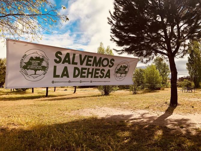 En el caso de San Sebastián de los Reyes, la Plataforma Vecinal contra la Urbanización de Cerro del Baile 'Dehesa Viva' ha convocado, para este domingo 26 de noviembre, a las 12.00 horas, una asamblea abierta a toda la ciudadanía.