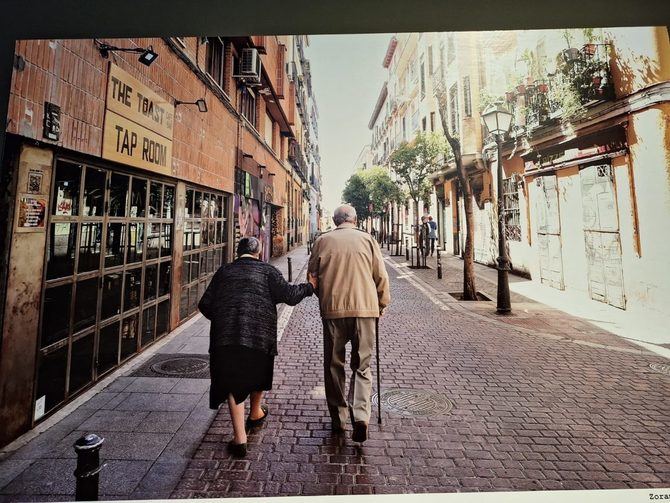 Un total de 40 fotografías hacen un recorrido por estas dos ciudades como parte de un proyecto impulsado por el Ministerio de Integración Europea de la República de Serbia con motivo de la presidencia española del Consejo de la Unión Europea.