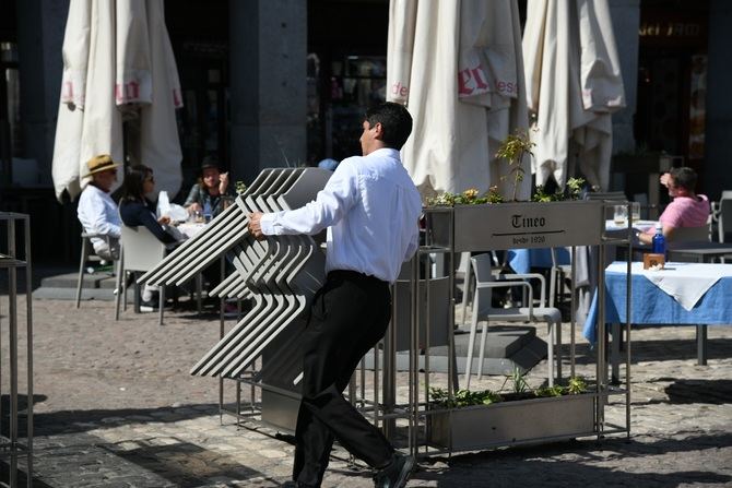 En Madrid, antes de la pandemia existían 5.322 terrazas. La batería de medidas flexibilizadoras de la Ordenanza de Terrazas ha provocado que desde el 14 de mayo del año pasado se hayan autorizado más de 2.678 nuevas terrazas en la ciudad.