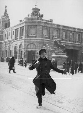 Dirigida por David Lean y protagonizada por Omar Sharif, Julie Christie, Geraldine Chaplin o Alec Guinness, 'Doctor Zhivago' consiguió cinco premios Óscar y fue candidata a otros cinco. 