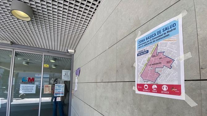 Las Zonas Básicas de Salud (ZBS) de los distritos de la capital de Castelló (Salamanca) y Eloy Gonzalo (Chamberí), junto a la del municipio de Majadahonda, cuentan con restricciones desde este lunes. 