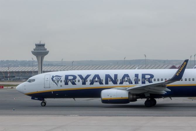 UGT ha llamado a los trabajadores de Azul Handling en España –que da servicio a Ryanair, Lauda, Malta Air y Buzz– a la huelga, como consecuencia de los 'constantes incumplimientos en materia de derechos laborales' con los que el grupo Ryanair 'castiga a su plantilla'.