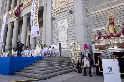 Almeida recibido por el Papa León XIV