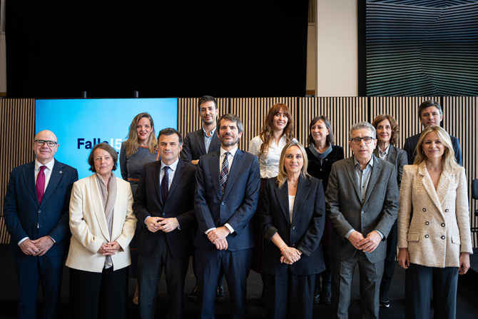 La Fundación Archivo Manuel de Falla impulsa esta conmemoración con el apoyo del Ministerio de Cultura, la Consejería de Cultura y Deporte de la Junta de Andalucía, el Ayuntamiento de Granada y la Universidad de Granada.