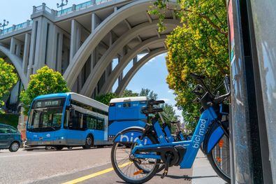 Los autobuses de la EMT y bicimad, gratis dos días