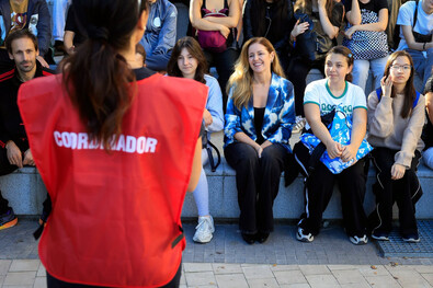 La consejera de Familia, Juventud y Asuntos Sociales, Ana Davila, ha explicado las nuevas coberturas, tras participar en una de las ofertas de propuestas de ocio educativo de la region junto a 60 alumnos del Colegio Santisimo Sacramento.