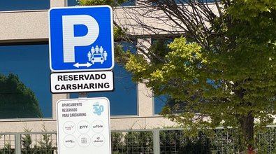 Aparcamiento para 'carsharing', en el norte de Madrid