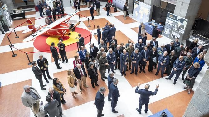 Entre los hitos destacados que se podrán contemplar en la exhibición se encuentra el vuelo del 'Plus Ultra', que en 2026 cumple 100 años.