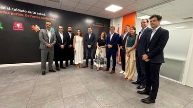 La consejera ha reafirmado el apoyo de la Administracion autonomica a iniciativas como esta sirven para “reafirmar su compromiso con la innovacion y la busqueda de nuevas soluciones, sobre todo en el campo de las terapias avanzadas, una de las grandes apuestas de la medicina de precision”.