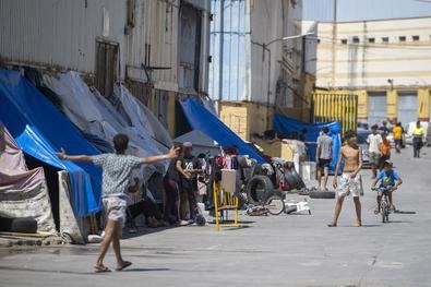 Madrid contra Sanidad, por las vacunas para Ceuta