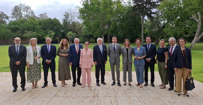 Una delegación del Círculo de Empresarios, liderada por su presidente, Juan María Nin, viajó al Reino de Marruecos en junio, donde sus socios 'tuvieron la oportunidad de conocer la realidad económica, empresarial, social y cultural de un país inmerso en un profundo proceso de transformación', recorriendo tres de sus áreas económicas más importantes: Tánger, Rabat y Casablanca.