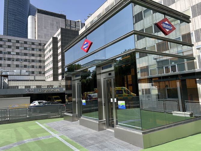 Metro de Madrid ha finalizado la reforma de la estación de Begoña, en el distrito de Fuencarral-El Pardo, en la que se han instalado siete nuevos ascensores.