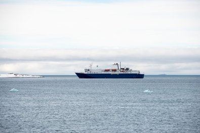 Tres madrileños, en el crucero con hantavirus