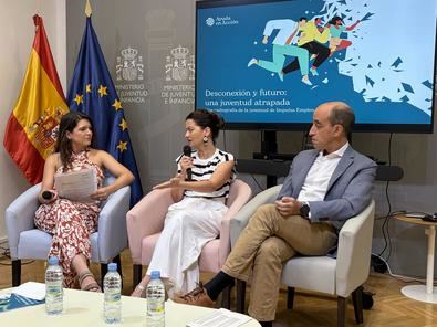 El 74% de los jóvenes ha trabajado sin contrato