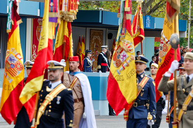 4.400 participantes, en el desfile del 12 de octubre