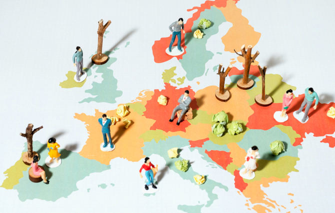 El Día de Europa se conmemora cada 9 de mayo y este año coincide con el 40º aniversario de la adhesión de España a la Unión Europea (UE) y el 75º cumpleaños de la Declaración de Schuman, germen de la actual UE.