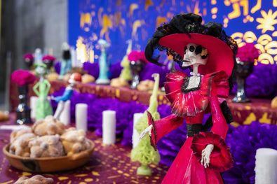 Madrid monta sus altares del Día de Muertos