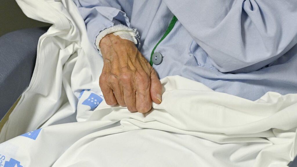 El Hospital Gregorio Marañón alerta sobre la prevención de golpes de calor en personas mayores durante las olas de calor