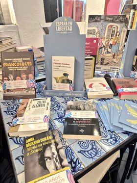 Entre las actividades destacadas, el delegado ha presentado una iniciativa cultural en librerías y bibliotecas de la Comunidad de Madrid para colocar expositores temáticos.