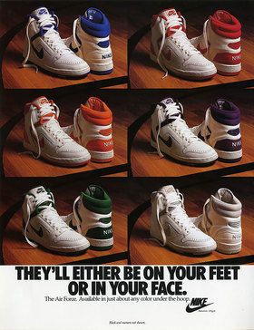 El recorrido incluye modelos icónicos, que trascendieron el deporte para convertirse en símbolos de los años 80 y 90.