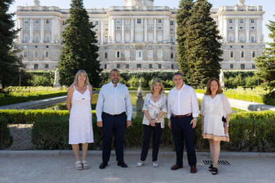 La delegada de Economía, Innovación y Hacienda, Engracia Hidalgo, durante el anuncio del desfile inaugural de la Semana de la Moda de Madrid, que se celebra este lunes 7 de septiembre, a las 19.00 horas, en el estanque central de los jardines de Sabatini, frente a la fachada norte del Palacio Real.