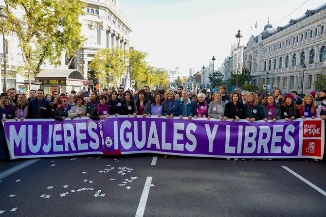 El Foro de Madrid, apoyadas por la Alianza contra el Borrado de Mujeres, se manifestará con el lema 'Combatir el sexismo para erradicar la violencia contra las mujeres'. Esta plataforma convoca estos actos desde 1997.