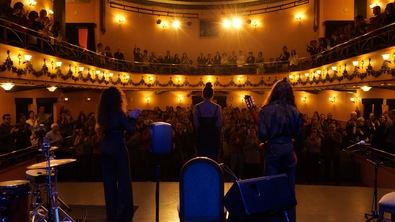 La V Muestra de Flamenco de Vallecas, que organiza la Comunidad de Madrid, está dedicada al popular dúo de flamenco y 'rock' de los años 70, en conmemoración del 50 aniversario de la publicación de su éxitoso 'Gipsy Rock'.