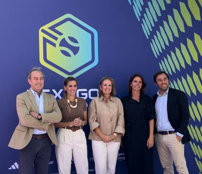 La Hexagon Cup 2025 se presentaba el pasado septiembre, mostrando en sociedad lo que va a dar de sí su segunda edición, en la plaza de Felipe II del distrito de Salamanca. En el acto de inauguración, estuvieron presentes Sonia Cea, delegada de Deportes; Cayetana Hernández de la Riva, concejala del distrito de Salamanca y las máximas autoridades del torneo, Astrid Thams, commercial Managing Director; Sergio Lewin, Operations and Sporting Managing Director y Carlos Almazán, director de Relaciones Institucionales.