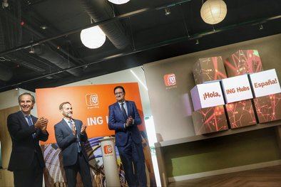 López inaugura el nuevo 'hub' tecnológico de ING