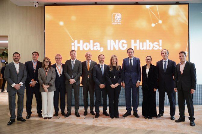 ING prevé crear más de mil empleos vinculados a perfiles tecnológicos en los próximos cuatro años para este 'hub' y pretende contar con más de 40 ingenieros trabajando en capacidades digitales en los próximos meses para ponerlo en marcha.