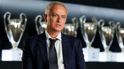 Mourinho: "Ahora soy menos emocional"