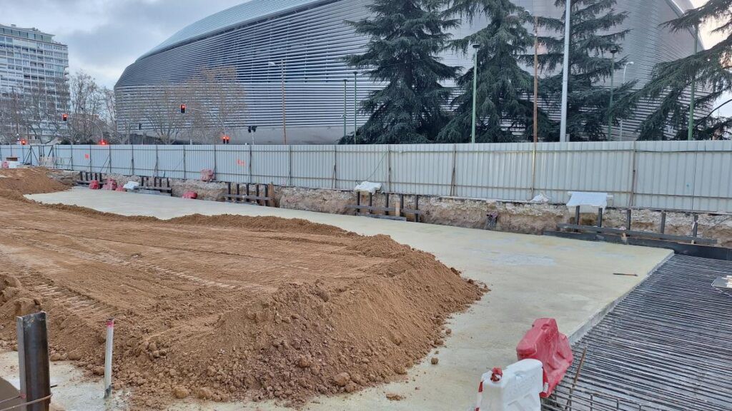 Avanza la renovación de la estación de Metro Santiago Bernabéu y el Paseo de la Castellana reabrirá mañana al tráfico