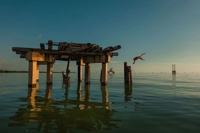 La icónica marca alemana de cámaras Leica celebra su centenario con una exposición fotográfica, que presenta los hitos de la fotografía de los últimos cien años, desde el nacimiento del fotoperiodismo hasta la democratización de la imagen.