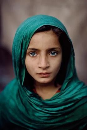 Leica propone un recorrido visual que aborda temáticas universales como la mujer, la crisis, la naturaleza y las personas.