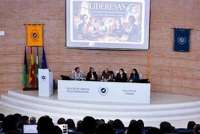 Investigadoras de las universidades de Málaga, Granada y Jaén han puesto en marcha la iniciativa de ciencia ciudadana ‘Lideresas’ donde desarrollarán el primer repositorio interactivo y multimedia de mujeres economistas y empresarias nacionales, e internacionales.